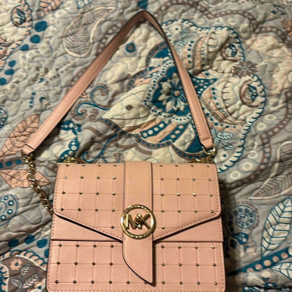 Micheal Kors purse
